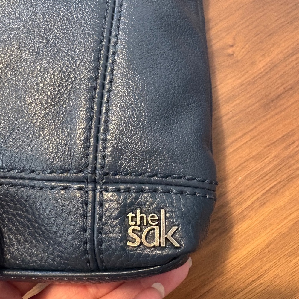 Navy blue The Sak leather crossbody hobo bag - Picture 3 of 12
